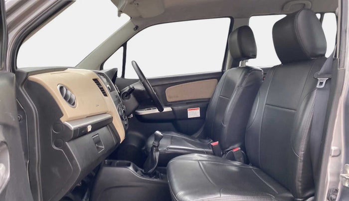 2017 Maruti Wagon R 1.0 LXI CNG, CNG, Manual, 60,196 km, Right Side Front Door Cabin