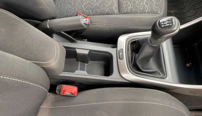 2021 Tata ALTROZ XZ PETROL, Petrol, Manual, 13,039 km, Gear Lever