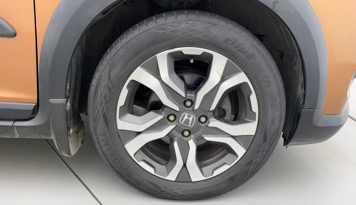 2017 Honda WR-V 1.5L I-DTEC VX MT, Diesel, Manual, 85,739 km, Right Front Wheel