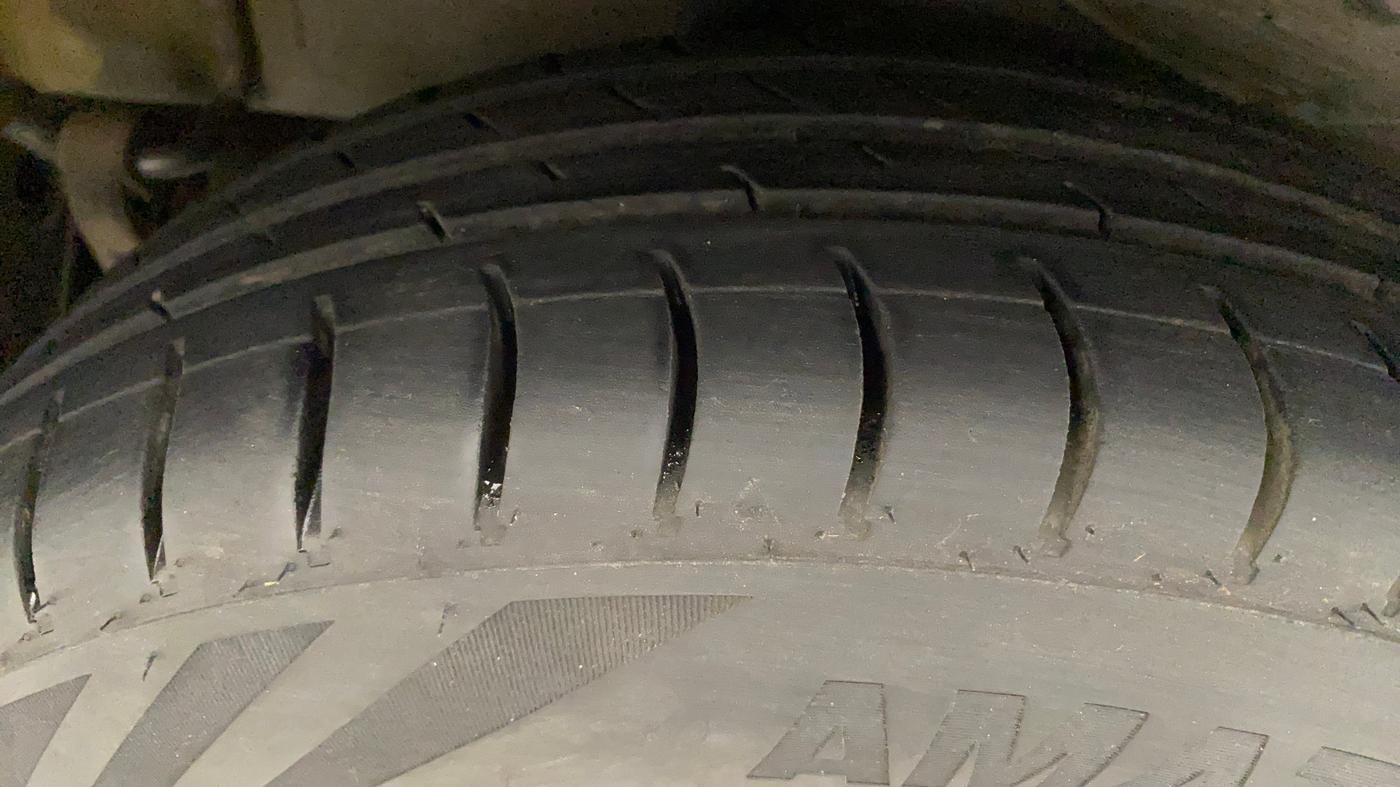 2019 Maruti Celerio VXI AMT, Petrol, Automatic, 71,020 km, Right Rear Tyre Tread