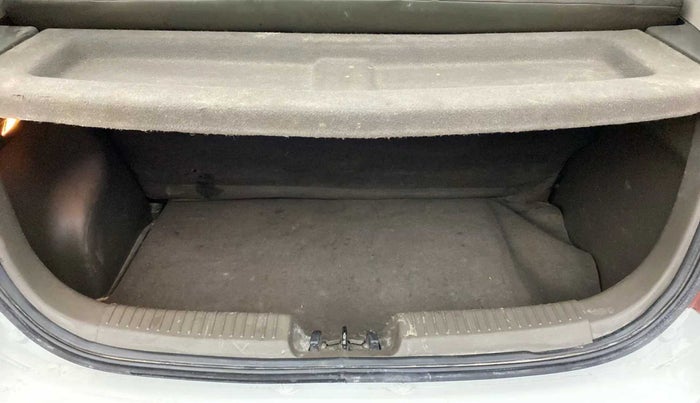 2013 Hyundai i10 SPORTZ 1.2 AT, Petrol, Automatic, 71,297 km, Boot Inside