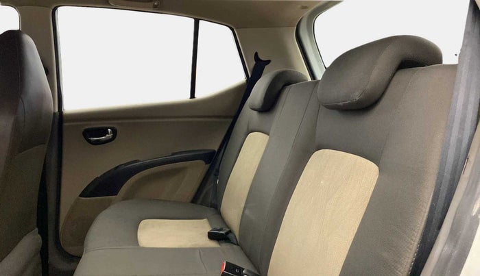 2013 Hyundai i10 SPORTZ 1.2 AT, Petrol, Automatic, 71,297 km, Right Side Rear Door Cabin