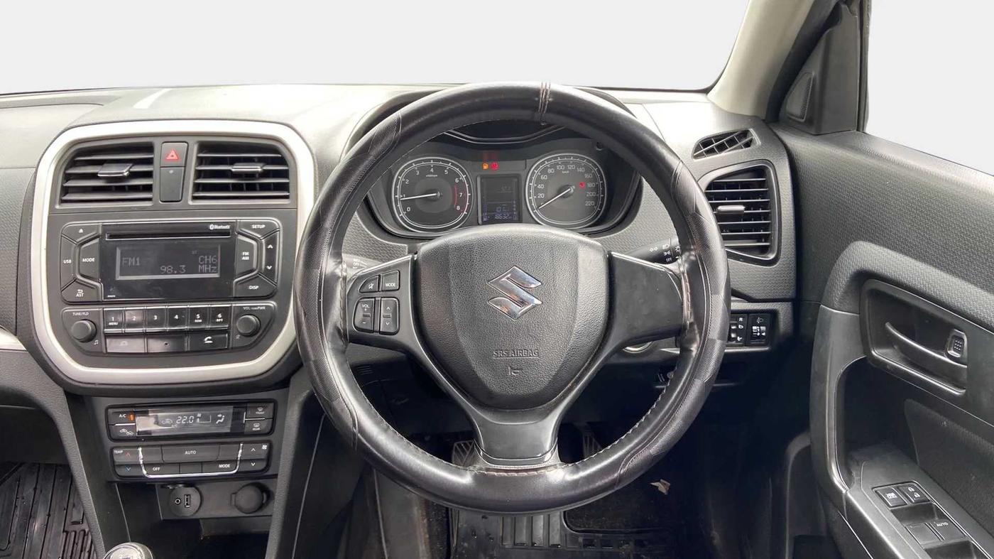2020 Maruti Vitara Brezza VXI, Petrol, Manual, 18,590 km, Steering Wheel Close Up