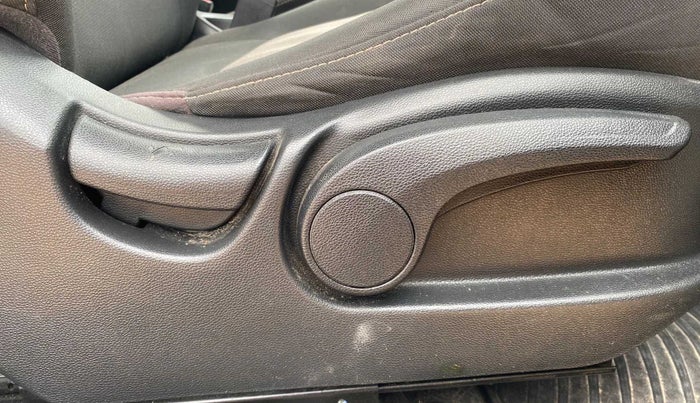 2019 Hyundai Creta SX AT 1.6 PETROL, Petrol, Automatic, 57,859 km, Driver Side Adjustment Panel