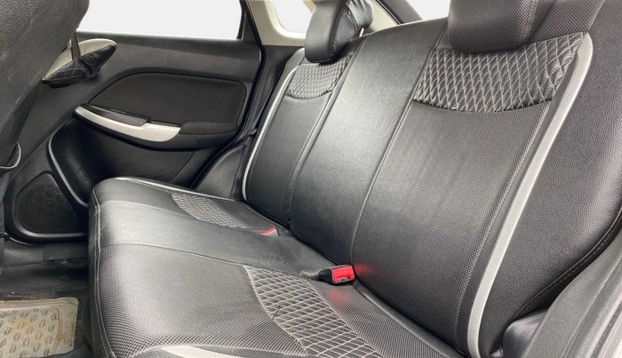 2018 Maruti Baleno DELTA DIESEL 1.3, Diesel, Manual, 86,448 km, Right Side Rear Door Cabin