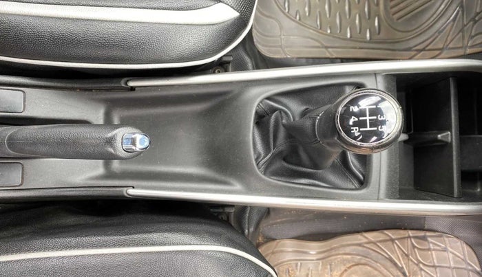 2018 Maruti Baleno DELTA DIESEL 1.3, Diesel, Manual, 86,448 km, Gear Lever