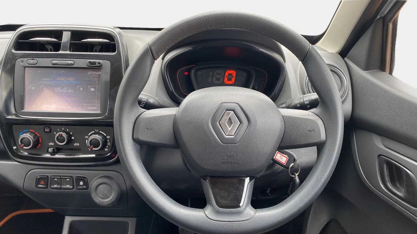 2016 Renault Kwid RXT 0.8, Petrol, Manual, 17,400 km, Steering Wheel Close Up