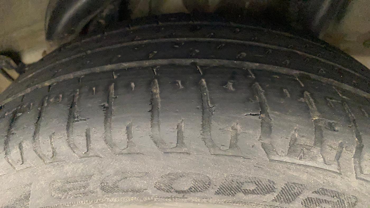 2020 Hyundai Verna SX 1.5 VTVT, Petrol, Manual, 40,217 km, Left Rear Tyre Tread
