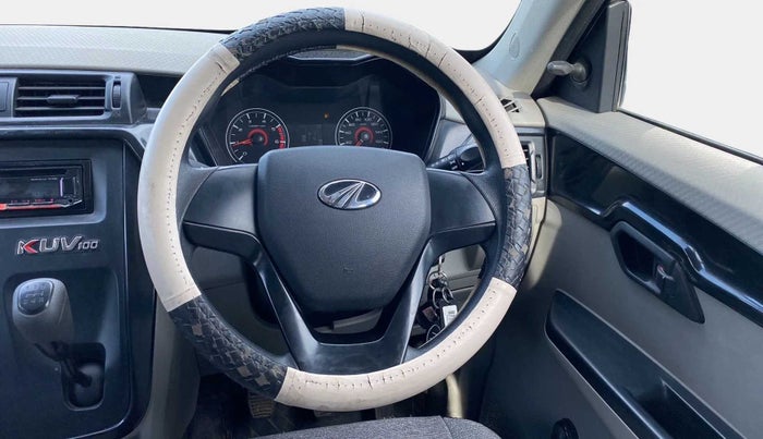 2017 Mahindra Kuv100 K2 6 STR, Petrol, Manual, 16,846 km, Steering Wheel Close Up