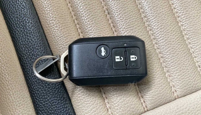 2018 Maruti Dzire ZXI AMT, Petrol, Automatic, 97,035 km, Key Close Up