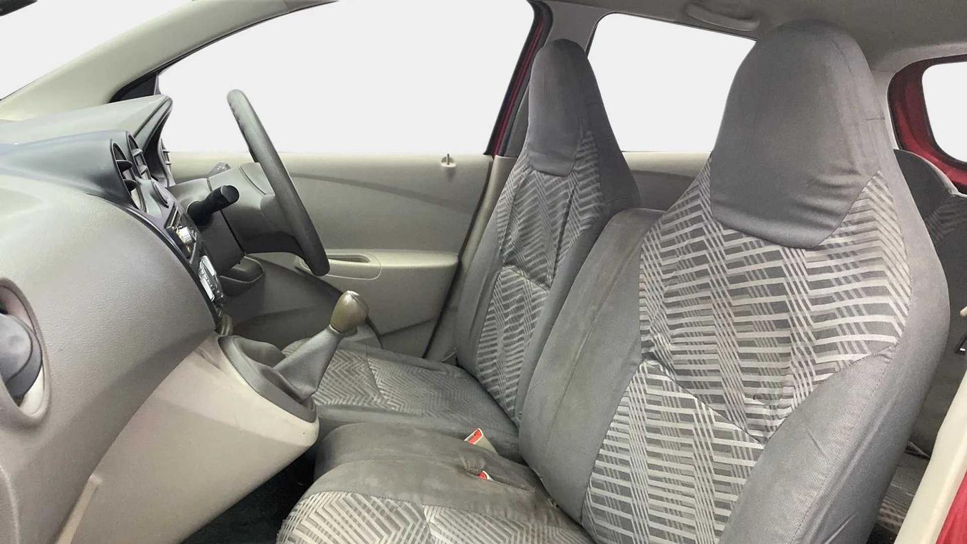 2014 Datsun Go T, Petrol, Manual, 87,763 km, Right Side Front Door Cabin