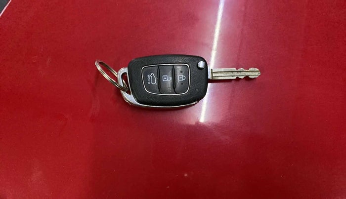 2016 Hyundai Elite i20 SPORTZ 1.2, Petrol, Manual, 39,809 km, Key Close Up