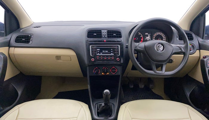 2016 Volkswagen Ameo COMFORTLINE 1.2L, Petrol, Manual, 66,520 km, Dashboard