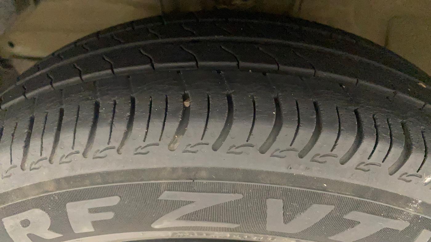 2019 Maruti S PRESSO VXI (O) AMT, Petrol, Automatic, 29,047 km, Left Front Tyre Tread