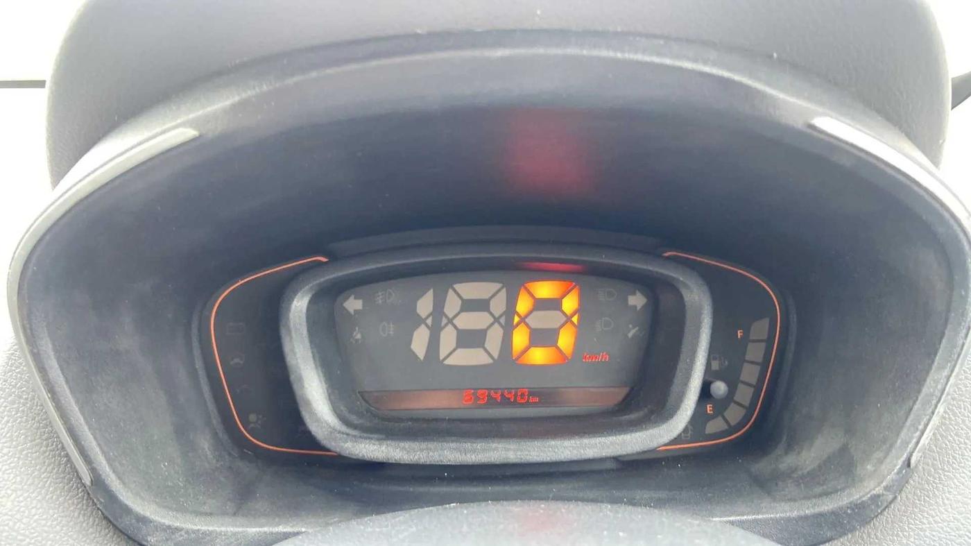 2016 Renault Kwid RXT 0.8, Petrol, Manual, 69,417 km, Odometer Image