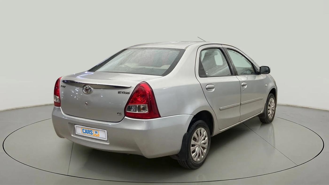 2012 Toyota Etios G, CNG, Manual, 52,370 km, Right Back Diagonal
