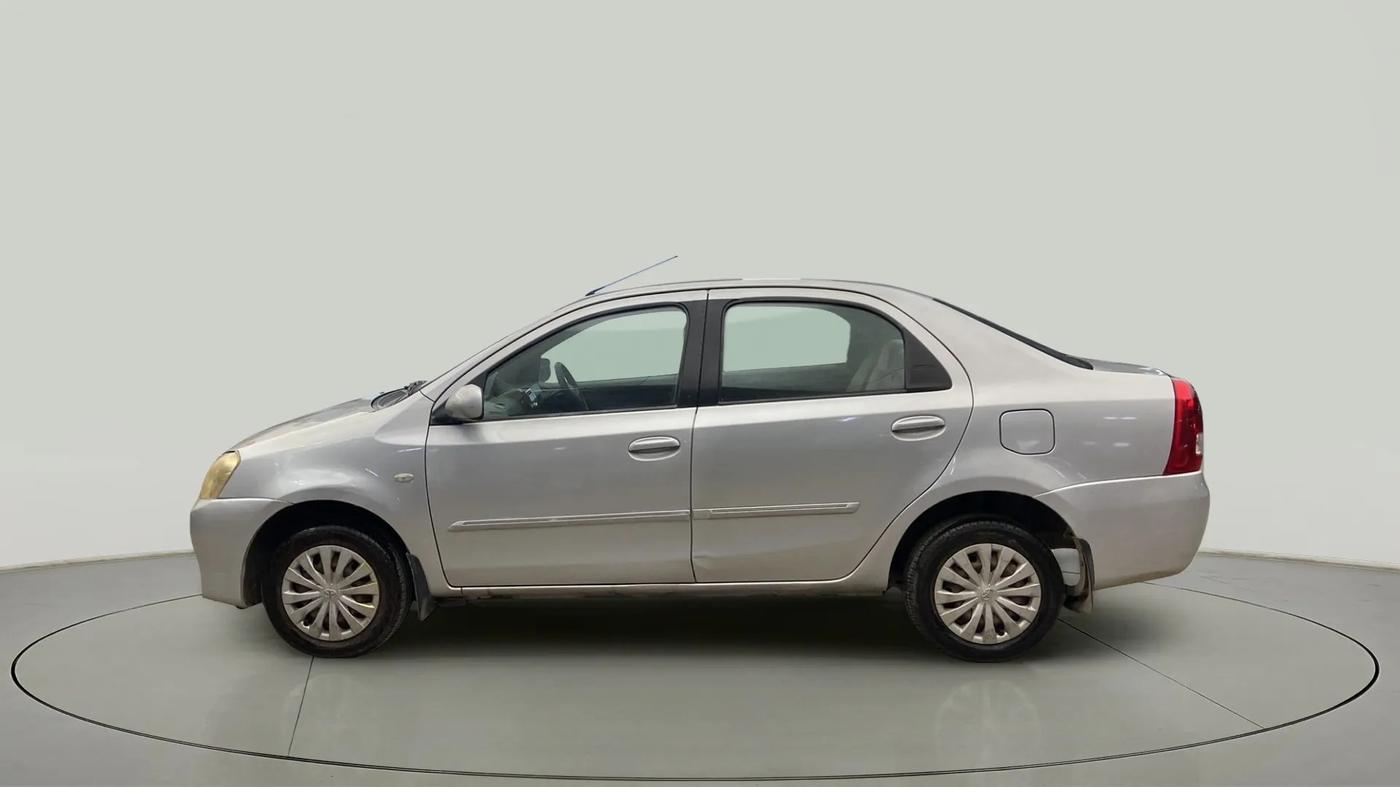 2012 Toyota Etios G, CNG, Manual, 52,370 km, Left Side