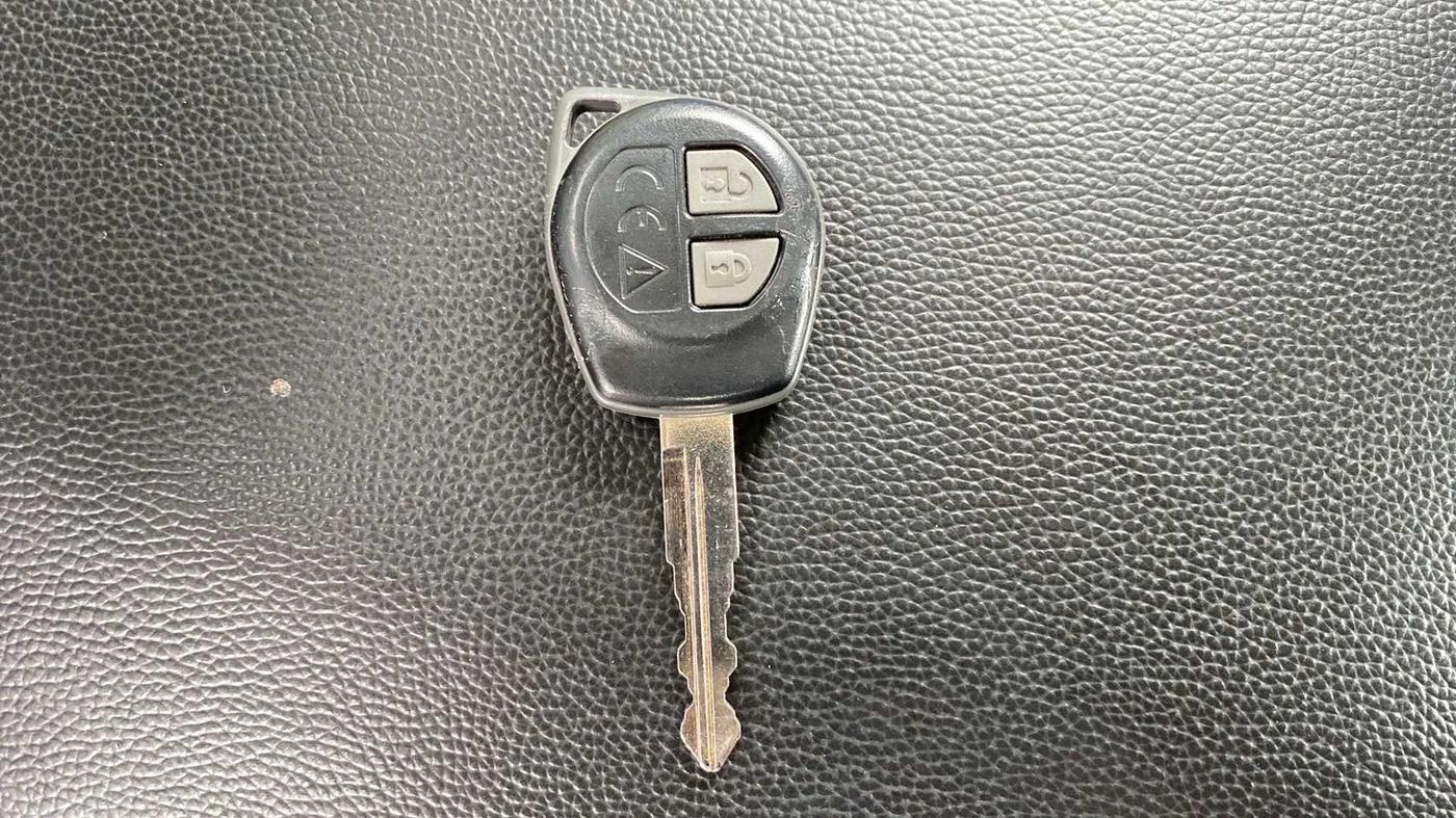 2019 Maruti Swift VXI, Petrol, Manual, 64,828 km, Key Close Up