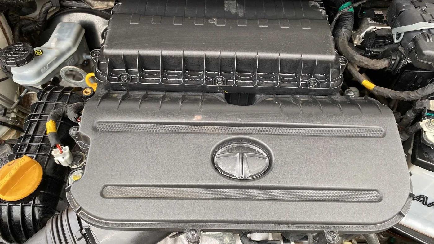 2020 Tata TIGOR XZA PLUS PETROL, Petrol, Automatic, 80,746 km, Open Bonet