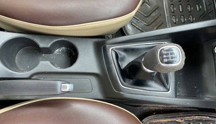 2020 Hyundai Elite i20 ASTA 1.2 (O), Petrol, Manual, 72,656 km, Gear Lever