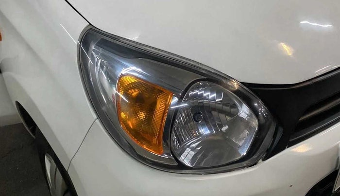 2020 Maruti Alto VXI, Petrol, Manual, 36,696 km, Right headlight - Clamp has minor damage