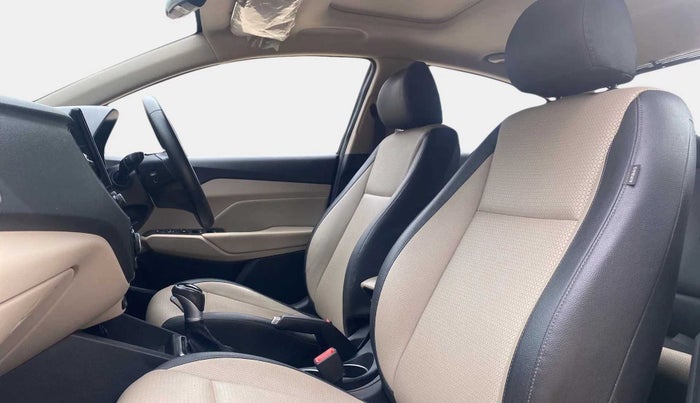 2021 Hyundai Verna SX (O) 1.5 VTVT IVT, Petrol, Automatic, 25,447 km, Right Side Front Door Cabin