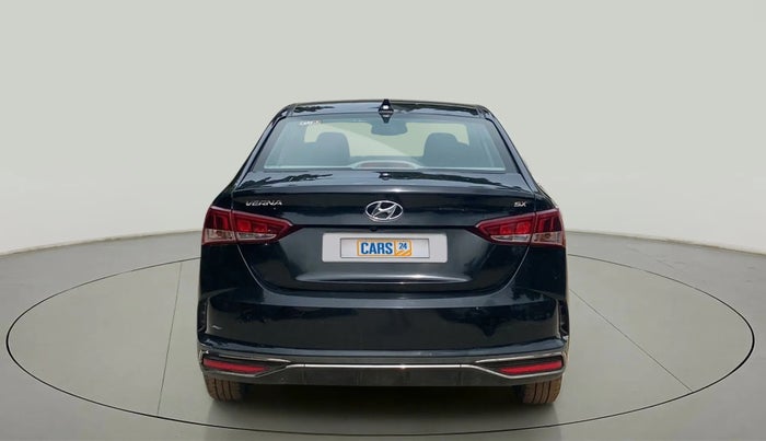 2021 Hyundai Verna SX (O) 1.5 VTVT IVT, Petrol, Automatic, 25,447 km, Back/Rear