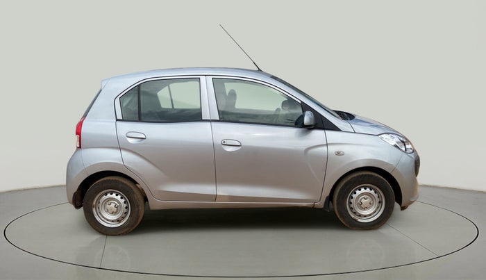 2022 Hyundai NEW SANTRO MAGNA, Petrol, Manual, 19,827 km, Right Side View