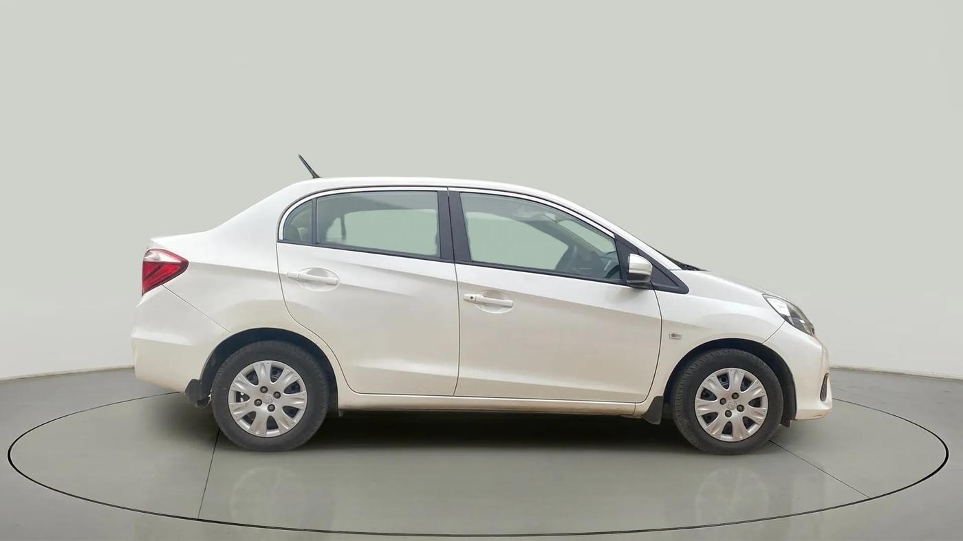 2017 Honda Amaze 1.2L I-VTEC S, Petrol, Manual, 44,575 km, Right Side