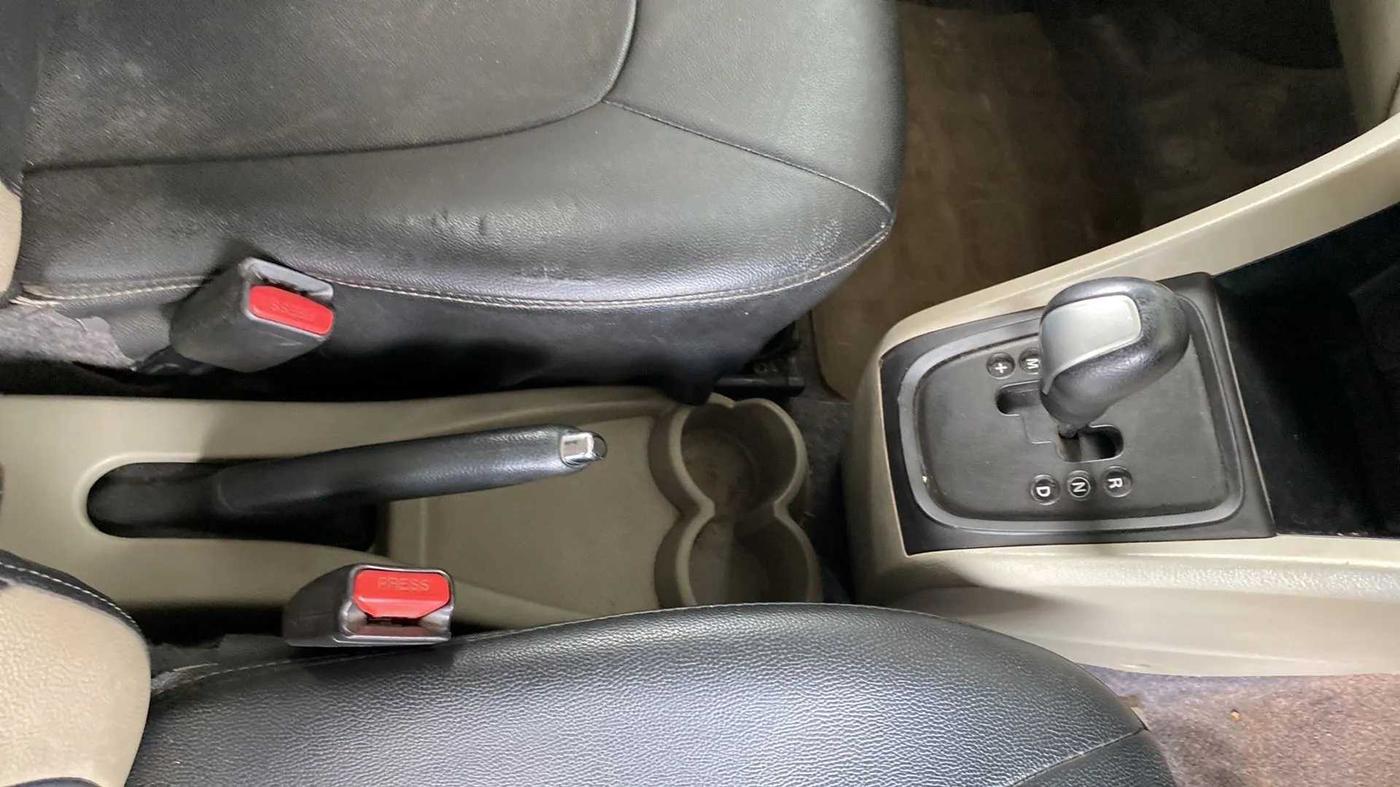 2016 Maruti Celerio VXI AMT, Petrol, Automatic, 41,241 km, Gear Lever