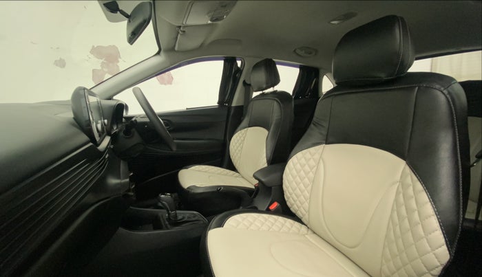 2022 Hyundai NEW I20 SPORTZ 1.2 AT, Petrol, Automatic, 6,224 km, Right Side Front Door Cabin