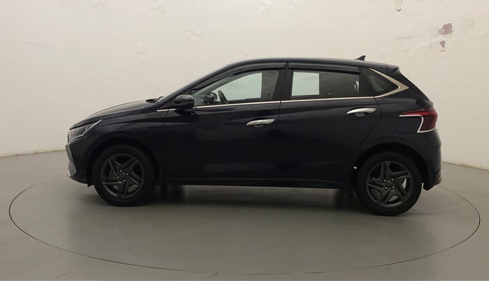 2022 Hyundai NEW I20 SPORTZ 1.2 AT, Petrol, Automatic, 6,224 km, Left Side