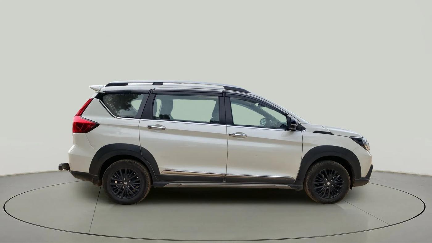 2020 Maruti XL6 ZETA MT, Petrol, Manual, 96,067 km, Right Side View