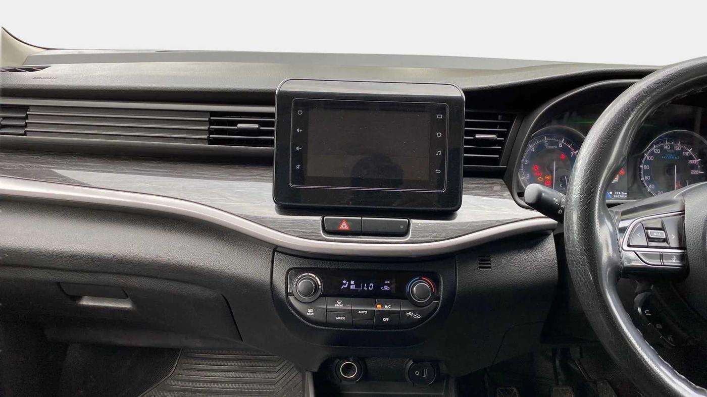 2020 Maruti XL6 ZETA MT, Petrol, Manual, 96,067 km, Air Conditioner
