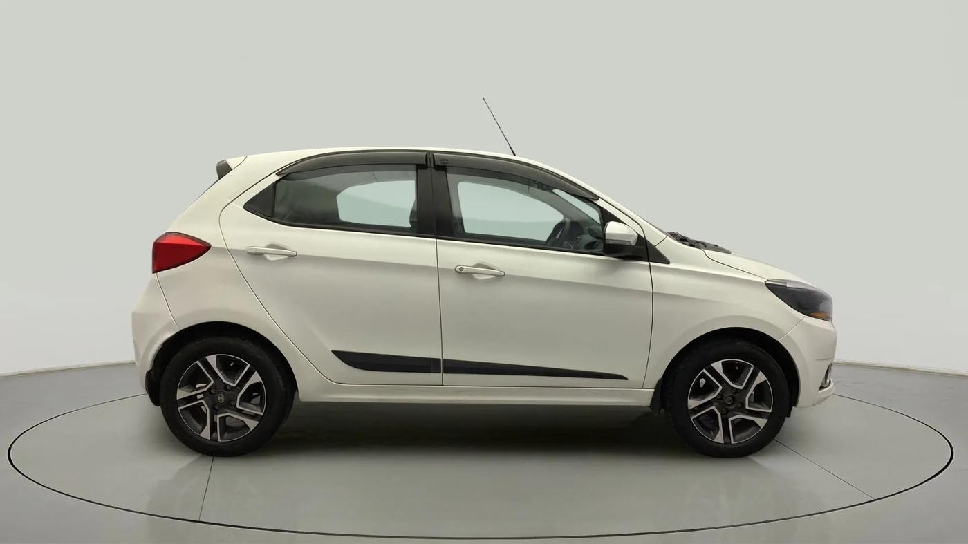 2019 Tata Tiago XZA PLUS PETROL, Petrol, Automatic, 66,933 km, Right Side View