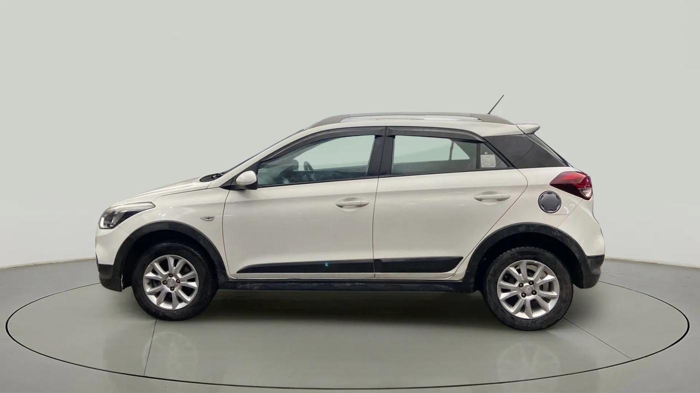 2016 Hyundai i20 Active 1.2 BASE, Petrol, Manual, 44,503 km, Left Side