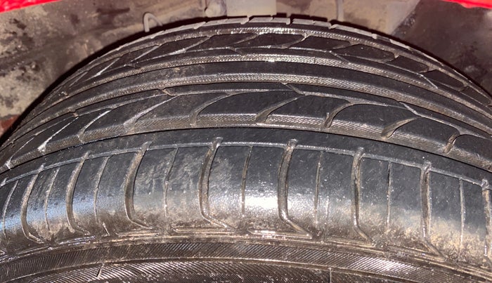 2020 Hyundai Verna SX (O) 1.0 TURBO DCT, Petrol, Automatic, 37,378 km, Right Front Tyre Tread