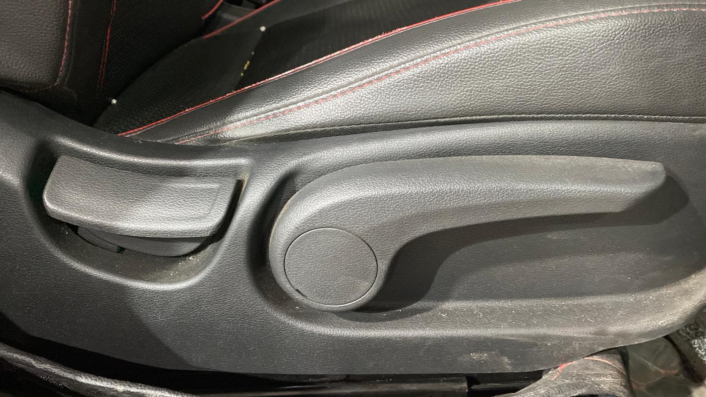 2020 Hyundai Verna SX (O) 1.0 TURBO DCT, Petrol, Automatic, 37,378 km, Driver Side Adjustment Panel