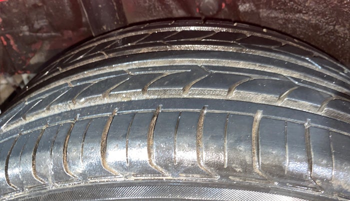 2020 Hyundai Verna SX (O) 1.0 TURBO DCT, Petrol, Automatic, 37,378 km, Right Rear Tyre Tread