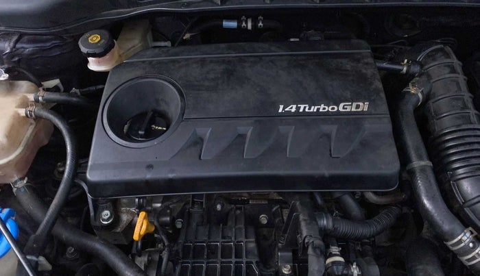 2022 KIA CARENS LUXURY PLUS 1.4 PETROL DCT 6 STR, Petrol, Automatic, 12,150 km, Open Bonet