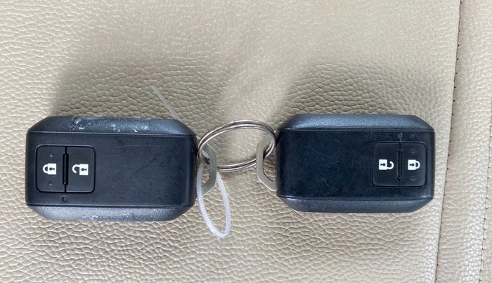 2020 Maruti Ertiga ZXI AT SHVS, Petrol, Automatic, 27,426 km, Key Close Up