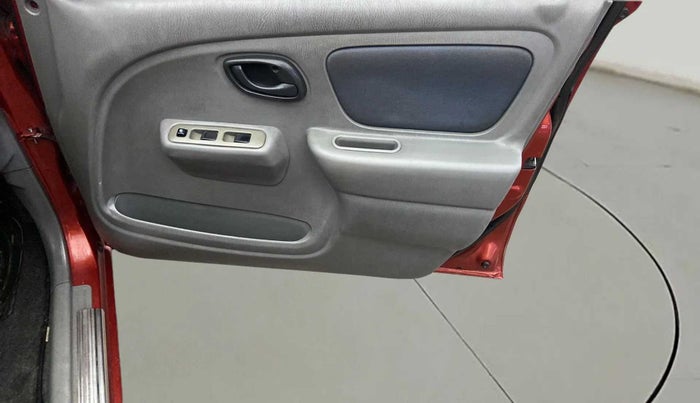 2014 Maruti Alto K10 VXI, Petrol, Manual, 77,084 km, Driver Side Door Panels Control