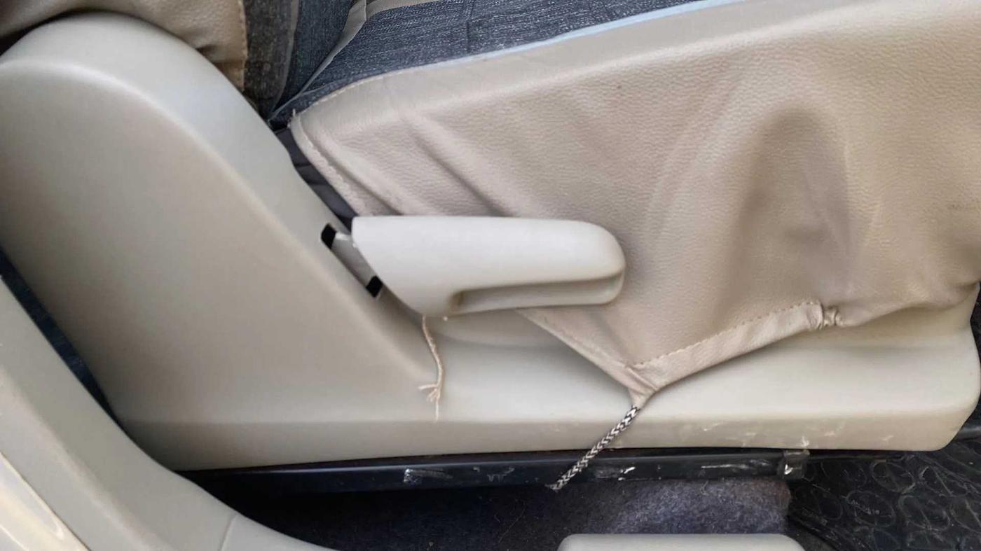 2016 Maruti Celerio ZXI AMT, Petrol, Automatic, 85,020 km, Driver Side Adjustment Panel