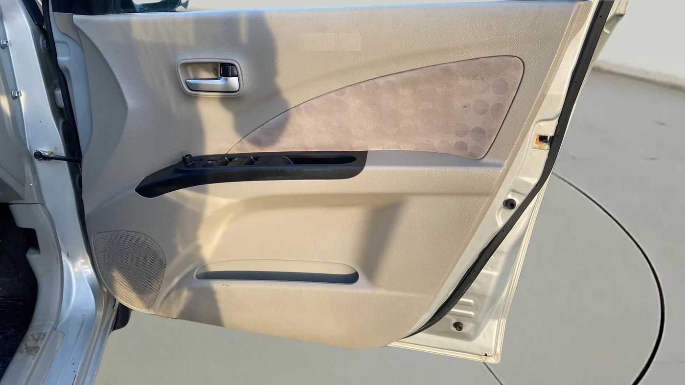 2016 Maruti Celerio ZXI AMT, Petrol, Automatic, 85,020 km, Driver Side Door Panels Control