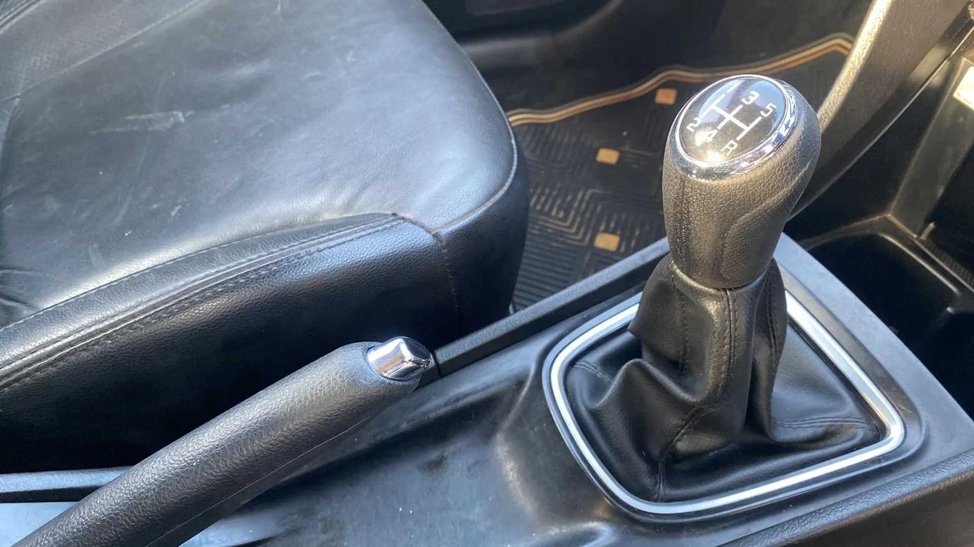 2017 Maruti Ciaz S 1.4 MT PETROL, CNG, Manual, 74,974 km, Gear Lever