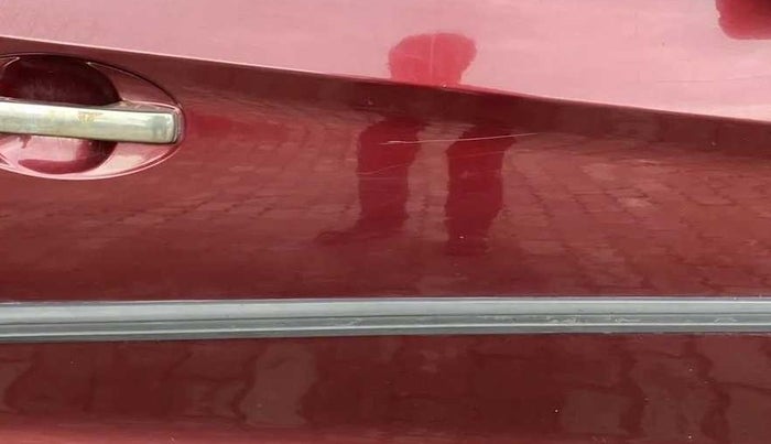 2016 Honda Amaze 1.2L I-VTEC S, Petrol, Manual, 83,140 km, Driver-side door - Minor scratches