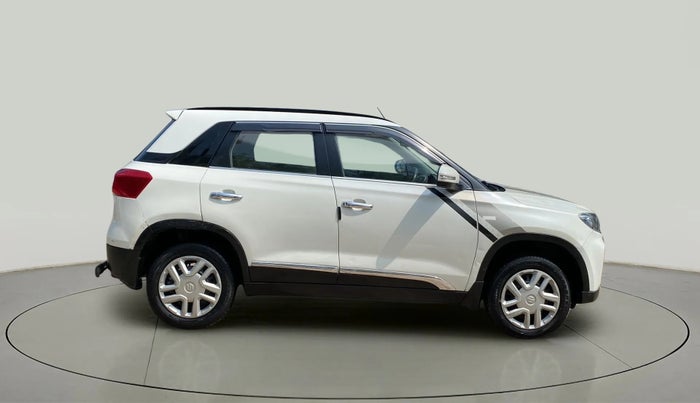 2020 Maruti Vitara Brezza VXI, Petrol, Manual, 66,100 km, Right Side View