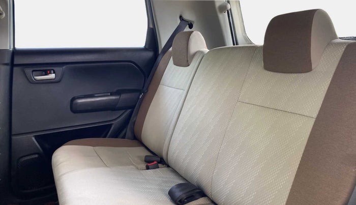 2020 Maruti New Wagon-R ZXI 1.2, Petrol, Manual, 86,611 km, Right Side Rear Door Cabin