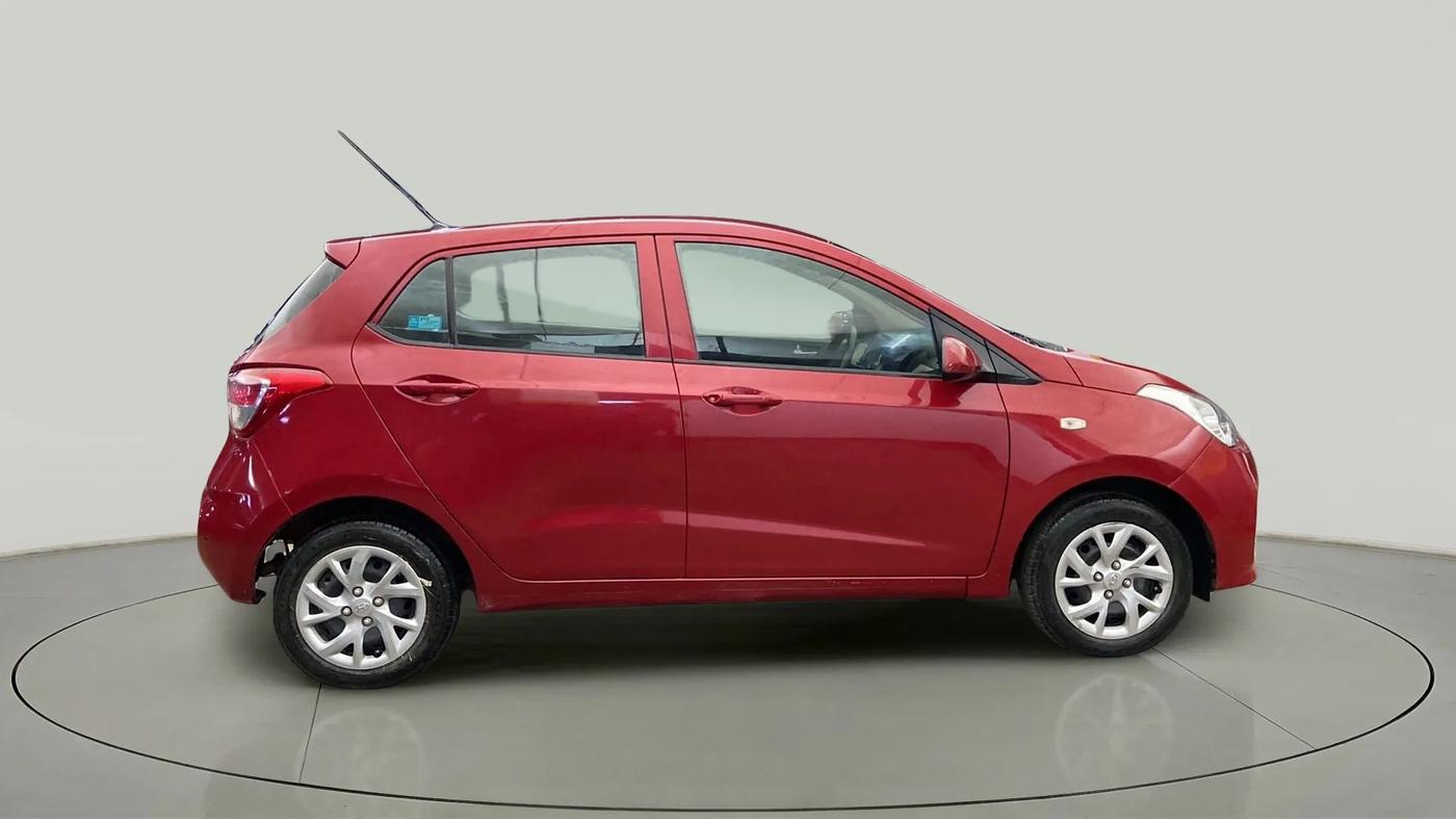 2018 Hyundai Grand i10 SPORTZ 1.2 KAPPA VTVT, Petrol, Manual, 57,210 km, Right Side View