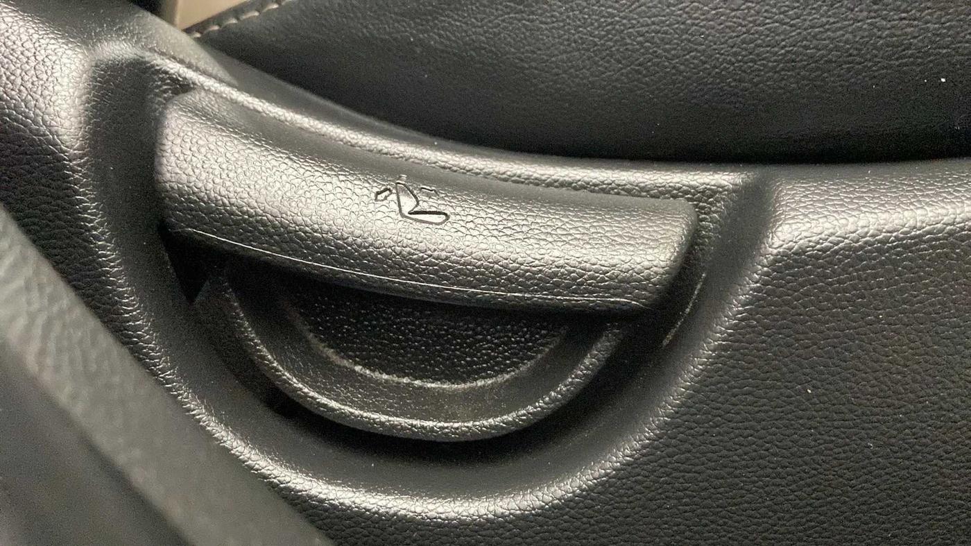 2018 Hyundai Grand i10 SPORTZ 1.2 KAPPA VTVT, Petrol, Manual, 57,210 km, Driver Side Adjustment Panel